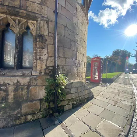 Apartman Aspire York