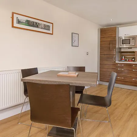 Aspire Apartament York